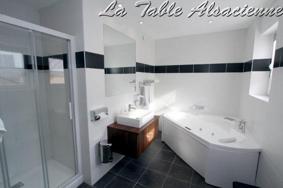 فندق La Table Alsacienne Farébersviller المظهر الخارجي الصورة